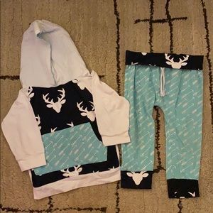 2 Boys outfits size 110 (3T)